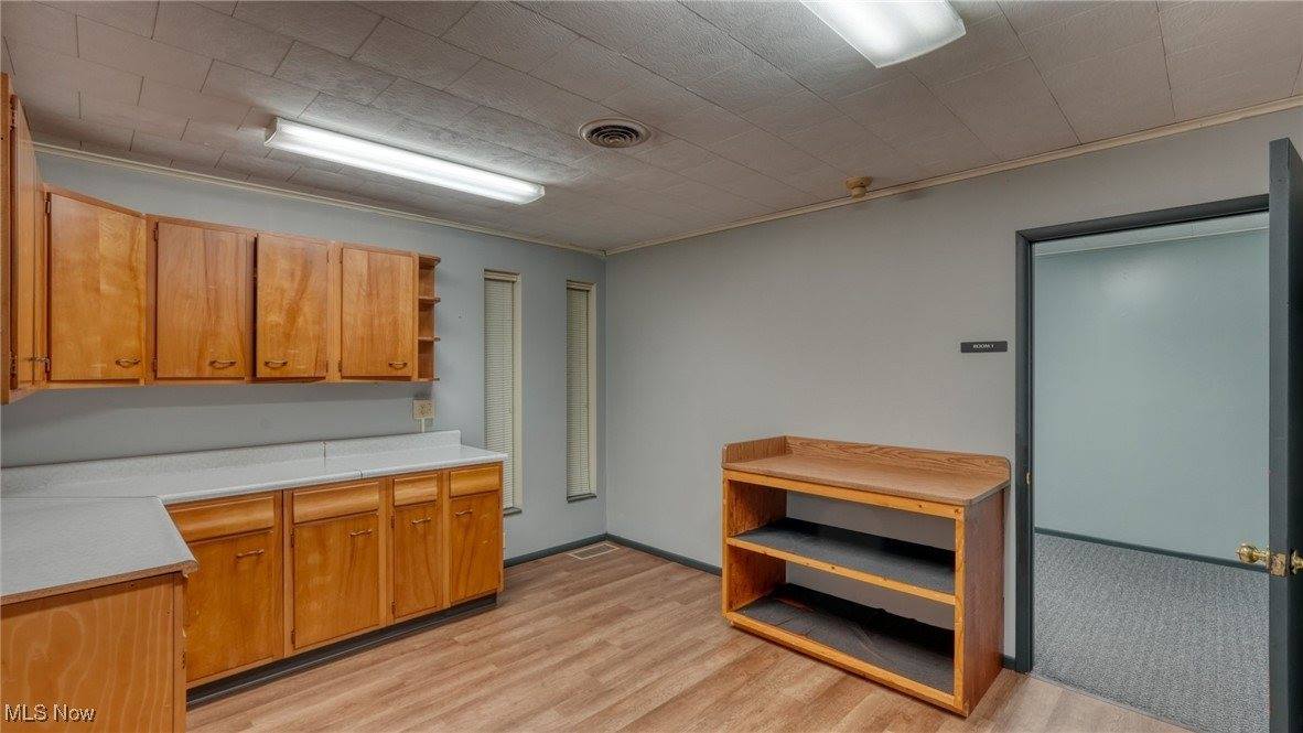 6105 Fairdale Drive, Cambridge, OH 43725