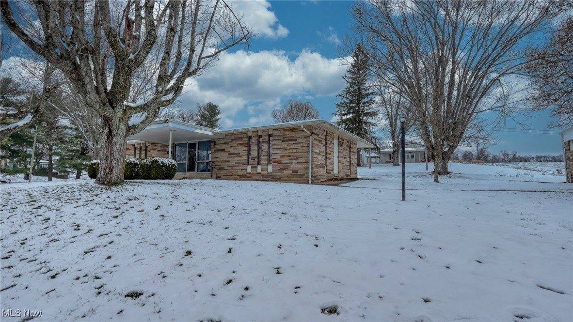 6105 Fairdale Drive, Cambridge, OH 43725