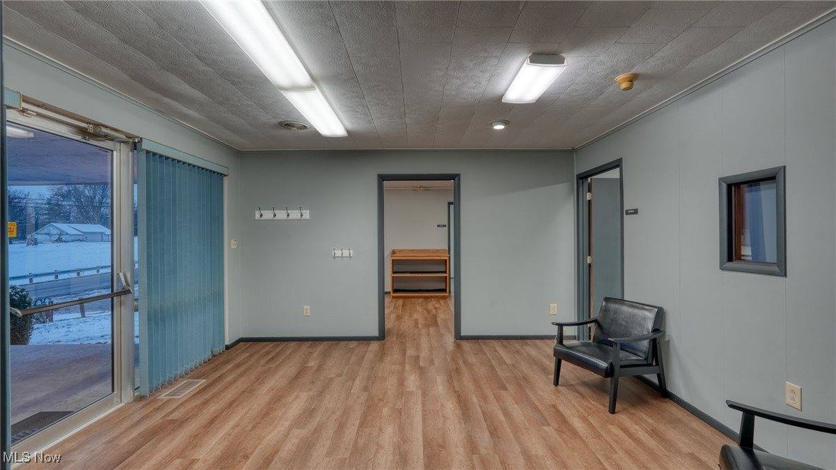 6105 Fairdale Drive, Cambridge, OH 43725