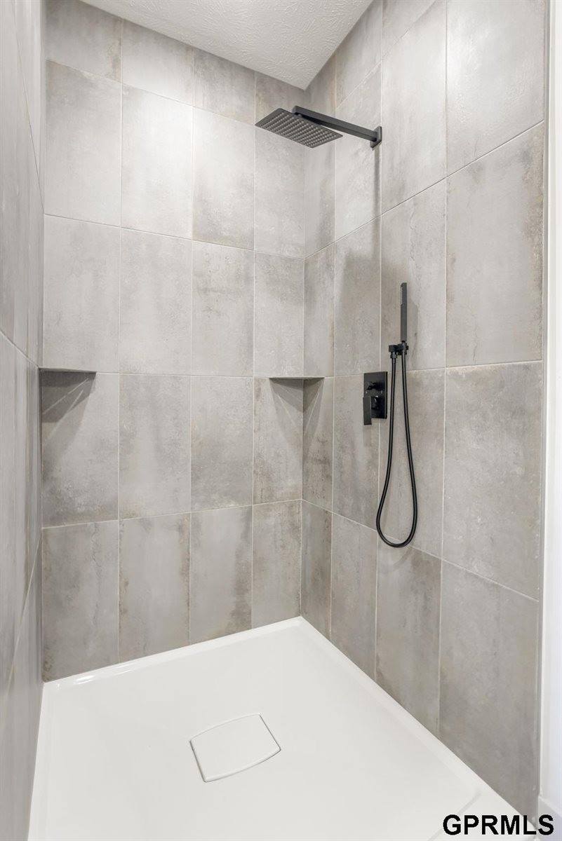 12107 South 207 Street, Gretna, NE 68028