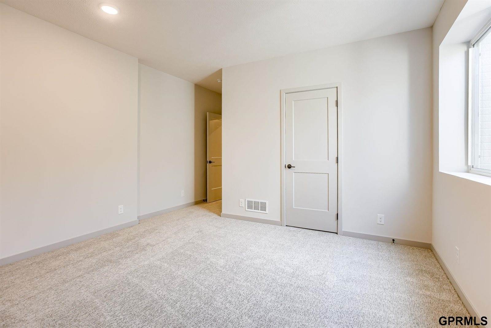 12107 South 207 Street, Gretna, NE 68028