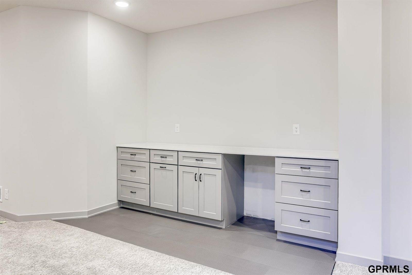 12107 South 207 Street, Gretna, NE 68028