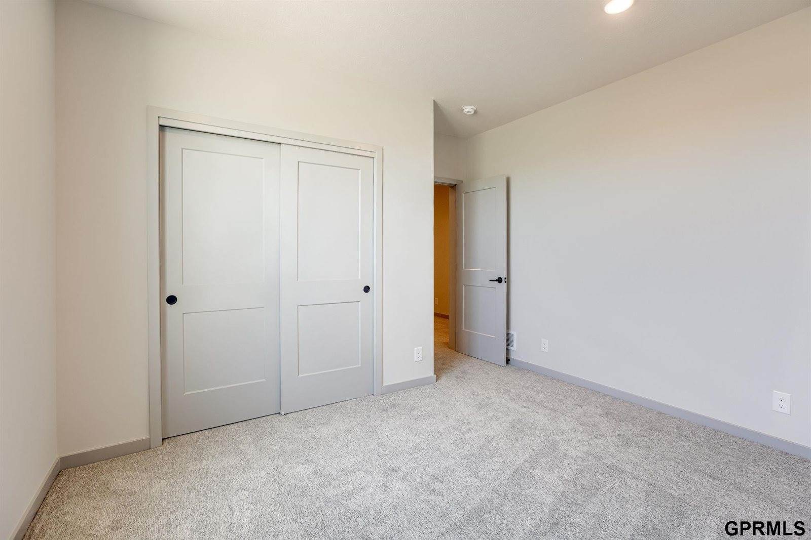 12114 South 204 Avenue, Gretna, NE 68028