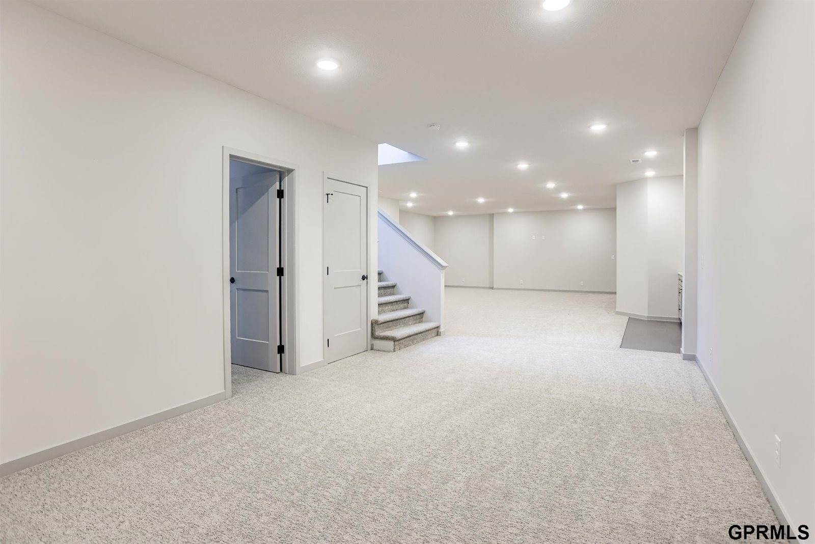 12114 South 204 Avenue, Gretna, NE 68028