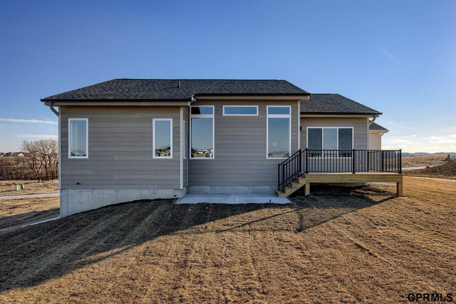 20404 Woodridge Drive, Gretna, NE 68028