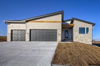 20404 Woodridge Drive, Gretna, NE 68028
