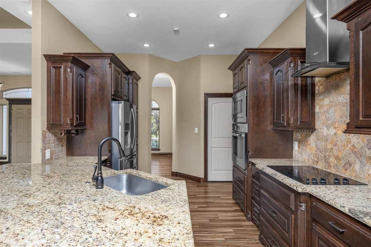 112 NE Blackberry, Elgin, OK 73538