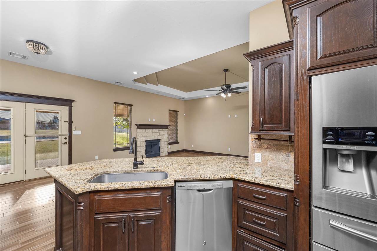 112 NE Blackberry, Elgin, OK 73538