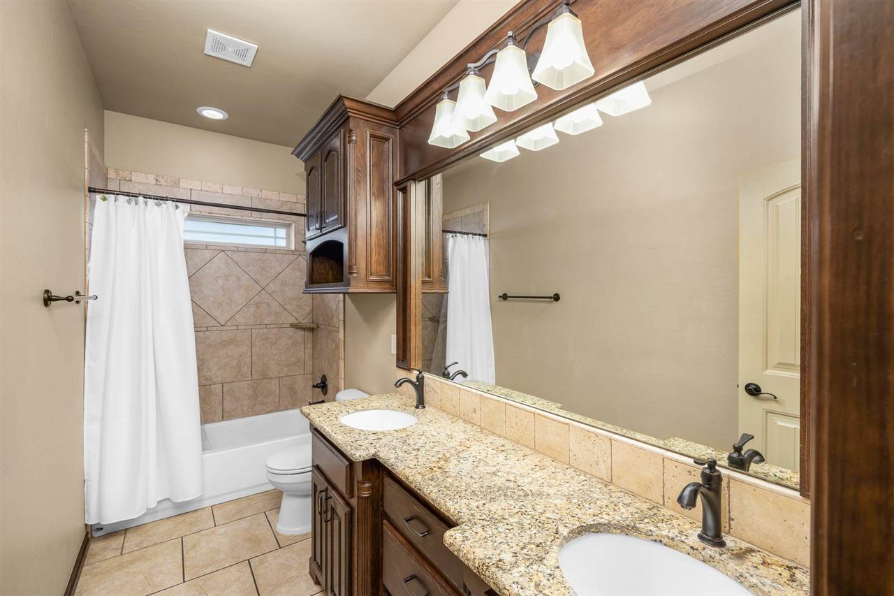 112 NE Blackberry, Elgin, OK 73538