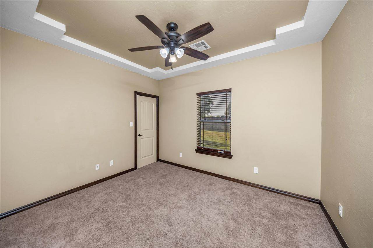 112 NE Blackberry, Elgin, OK 73538