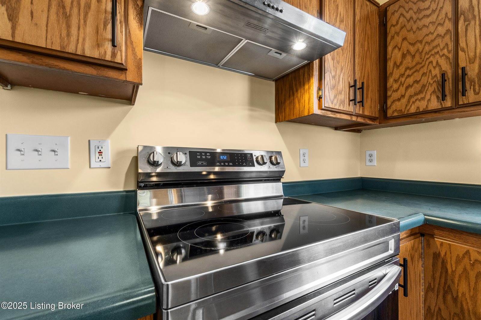 112 Cottage Ct, Bardstown, KY 40004