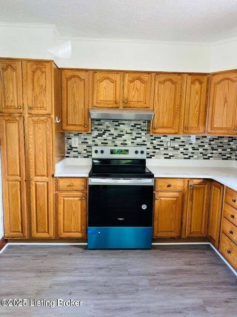 4105 North Ln, Louisville, KY 40216