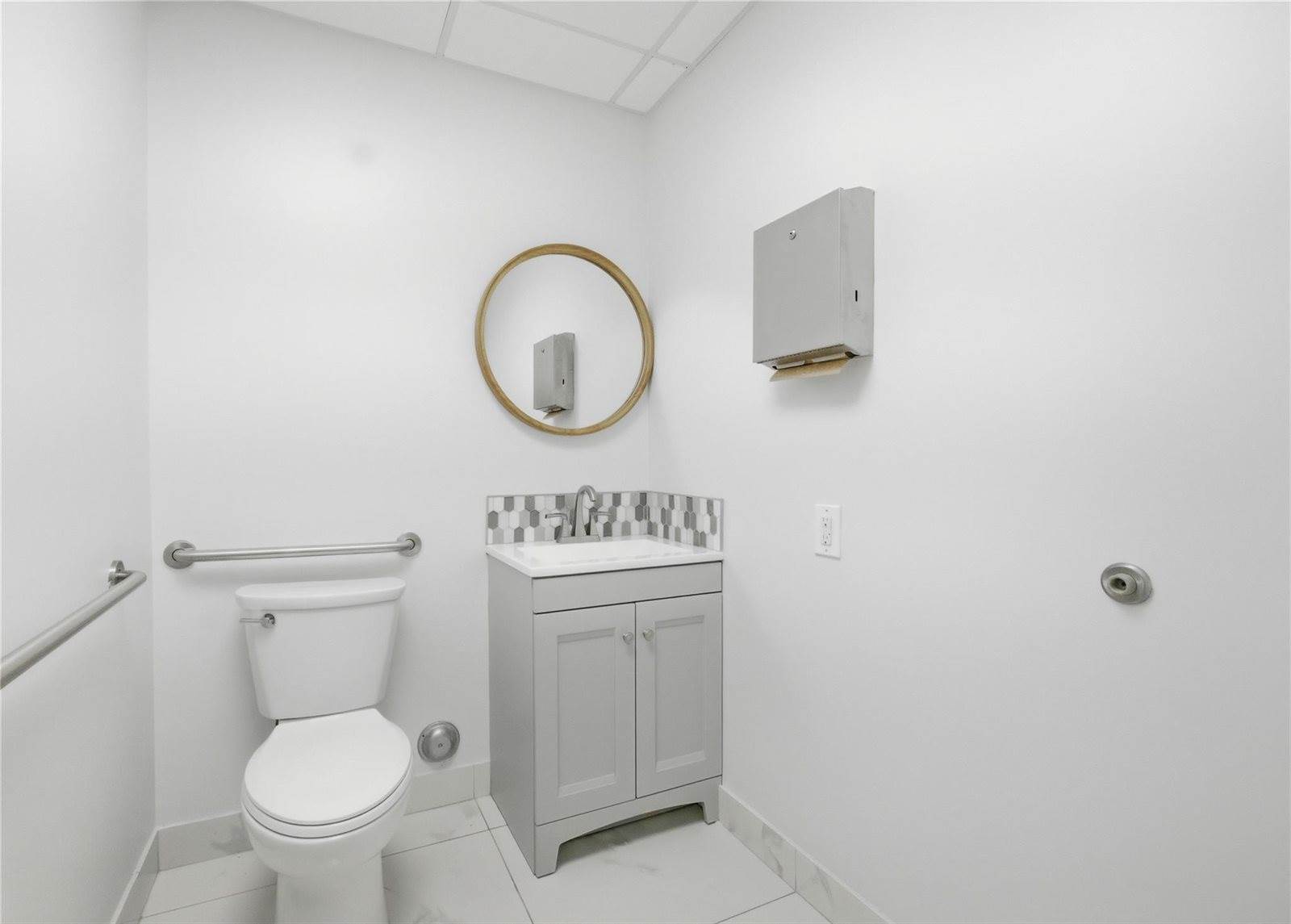 5401 North University Drive, Coral Springs, FL 33076