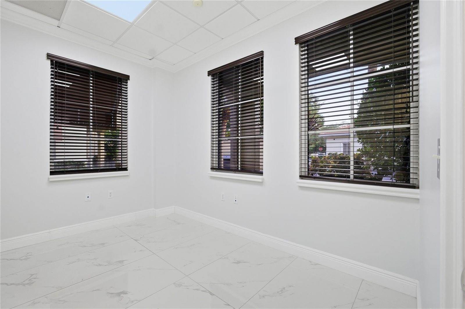 5401 North University Drive, Coral Springs, FL 33076