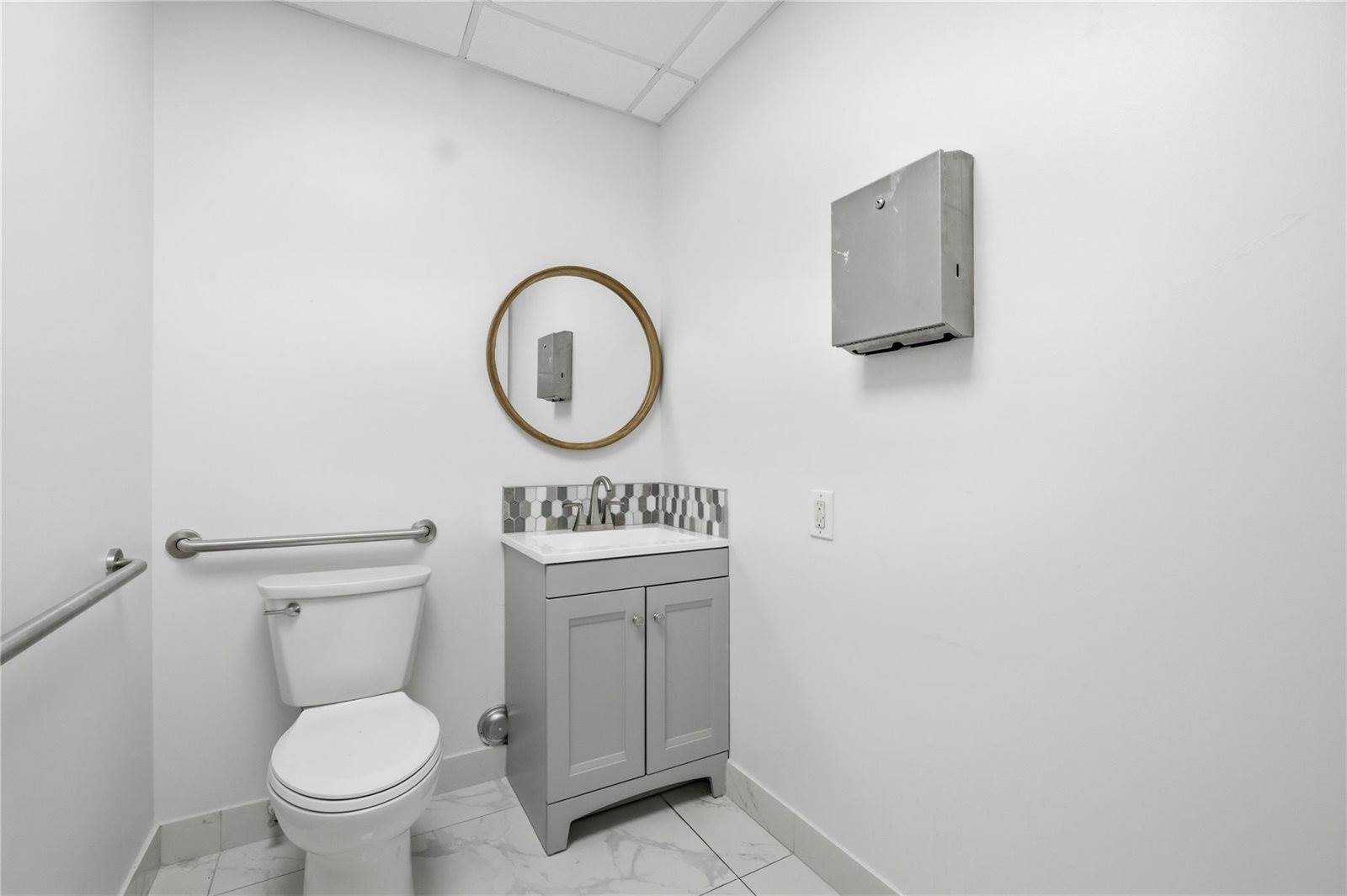 5401 North University Drive, Coral Springs, FL 33076