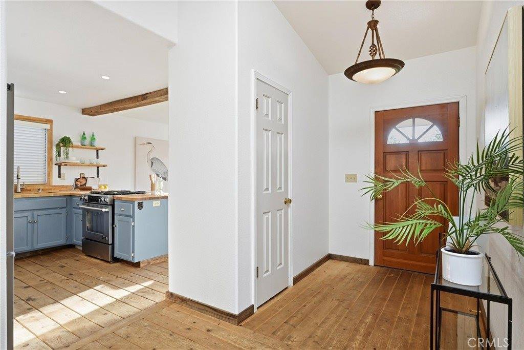 18752 North Shore, Hidden Valley Lake, CA 95467