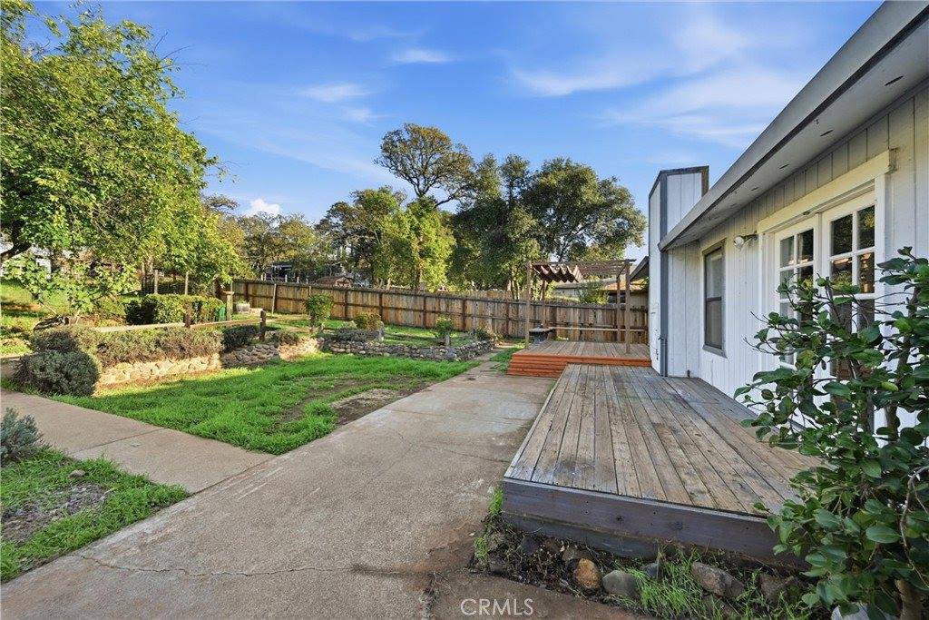 18752 North Shore, Hidden Valley Lake, CA 95467