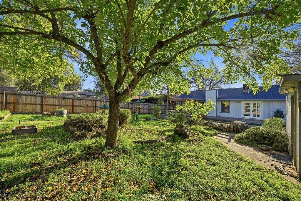 18752 North Shore, Hidden Valley Lake, CA 95467