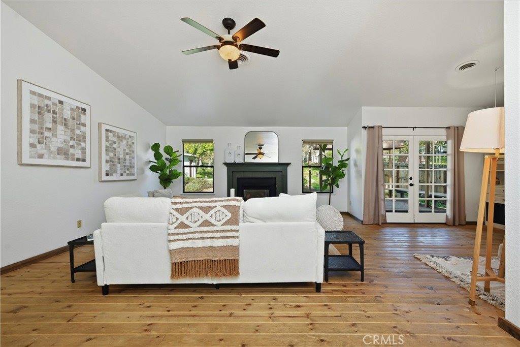 18752 North Shore, Hidden Valley Lake, CA 95467