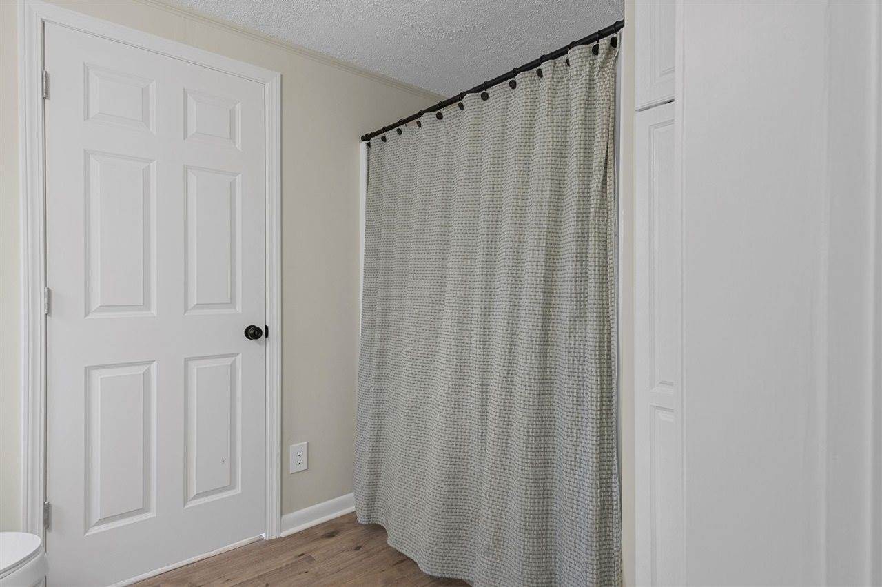 553 Lake Road, Bowling Green, KY 42101