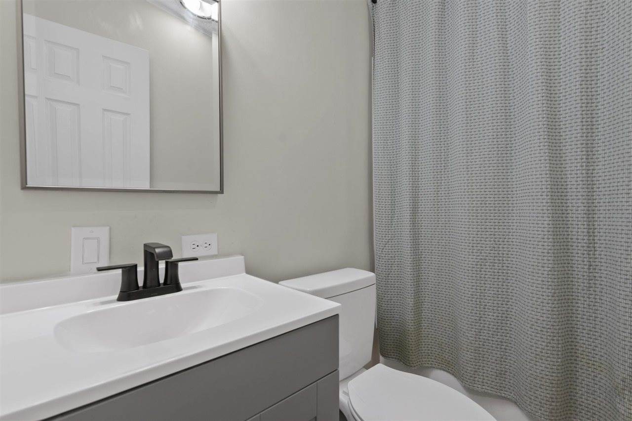 553 Lake Road, Bowling Green, KY 42101