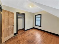 813 West Cleveland Street, Freeport, IL 61032