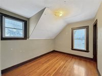 813 West Cleveland Street, Freeport, IL 61032