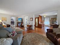 110 West Mason Street, Lena, IL 61048