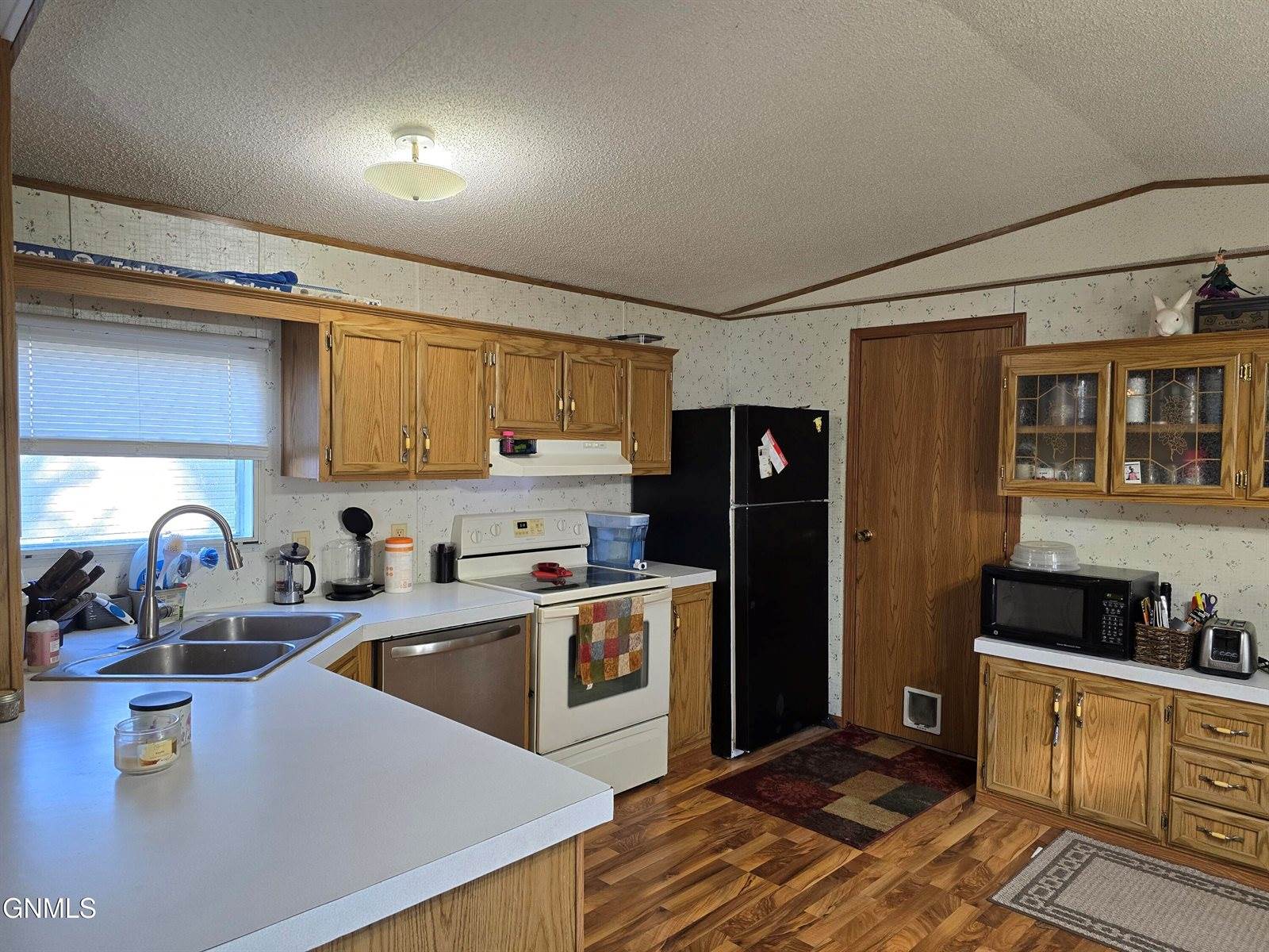 3103 Twin City Drive, Mandan, ND 58554