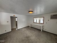 212 8th Street South, New Salem, ND 58563