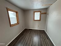 212 8th Street South, New Salem, ND 58563