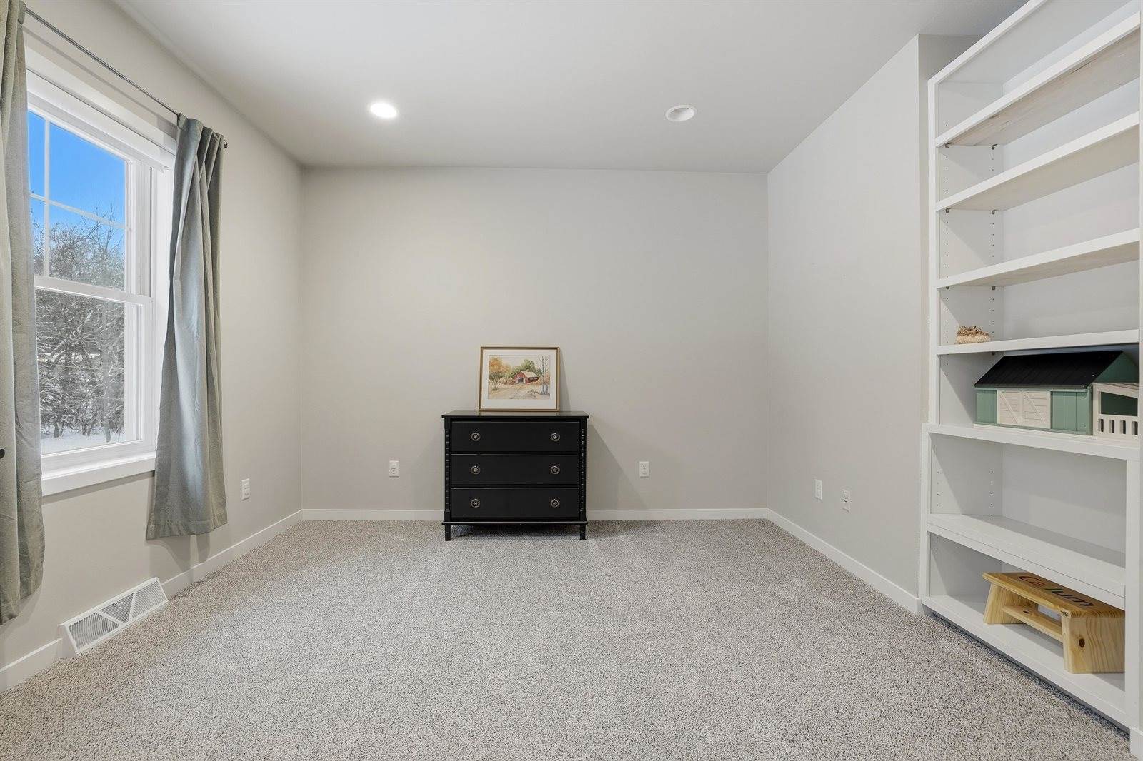 1894 Stately Conifer Ridge, Rosholt, WI 54473