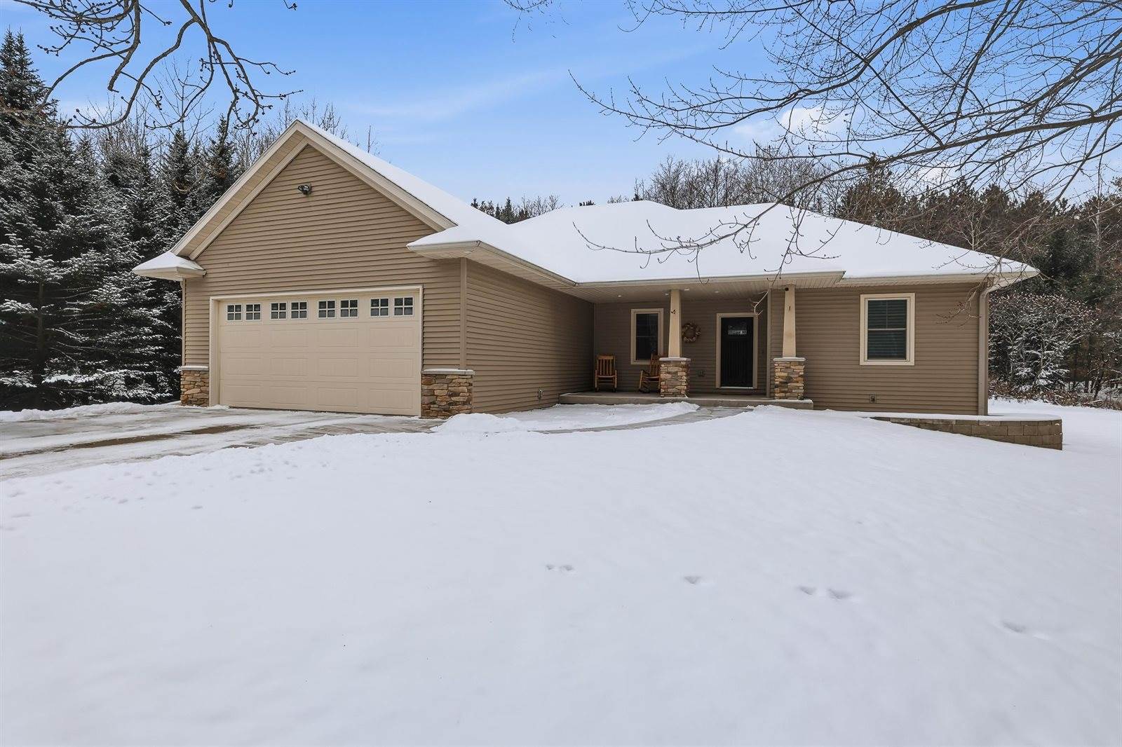 1894 Stately Conifer Ridge, Rosholt, WI 54473