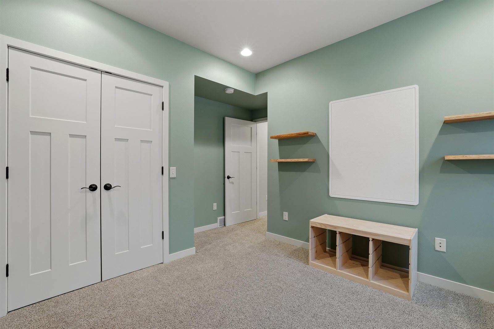 1894 Stately Conifer Ridge, Rosholt, WI 54473