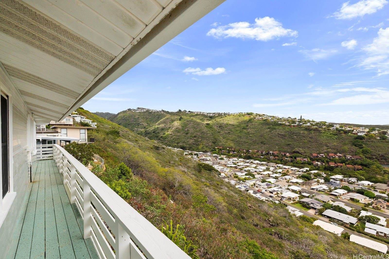 1643 Paula Drive, Honolulu, HI 96816