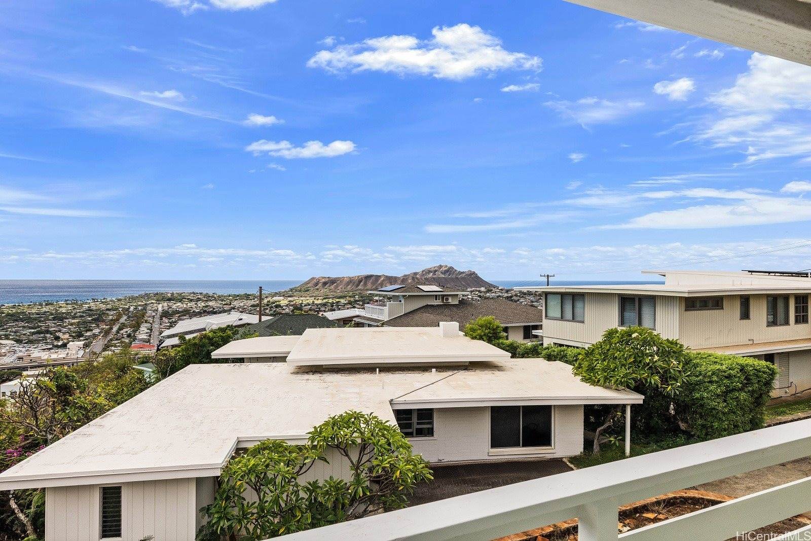 1643 Paula Drive, Honolulu, HI 96816