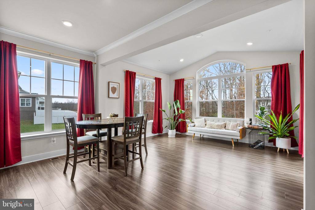 4148 Charles Dickens Dr, White Plains, MD 20695