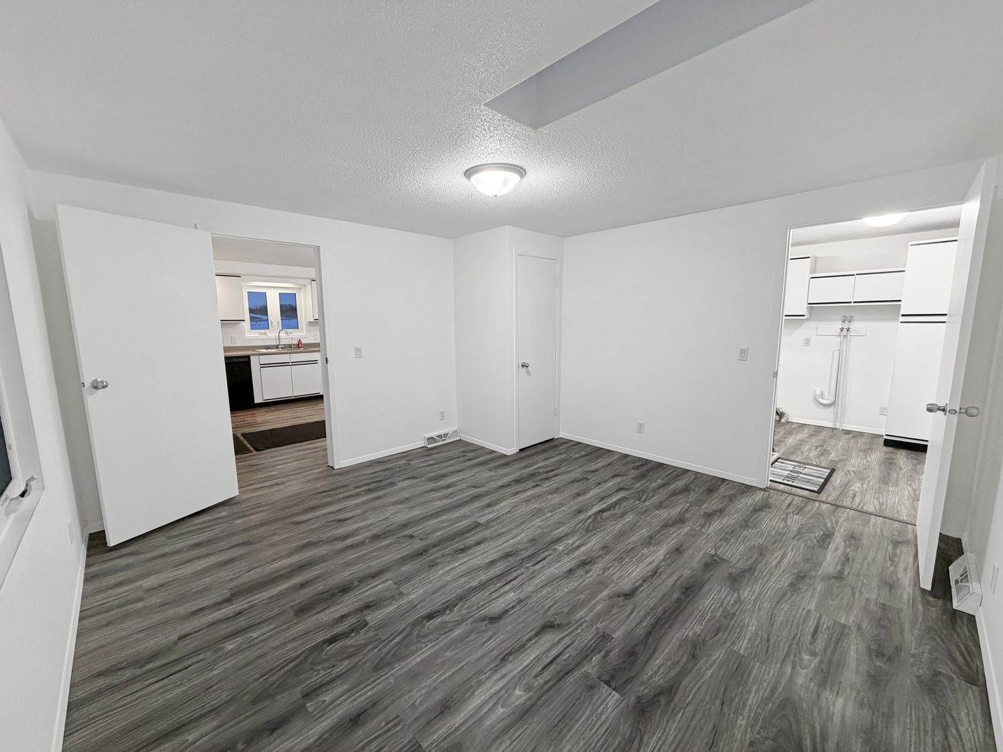 7980 East Ridott Road, Ridott, IL 61067