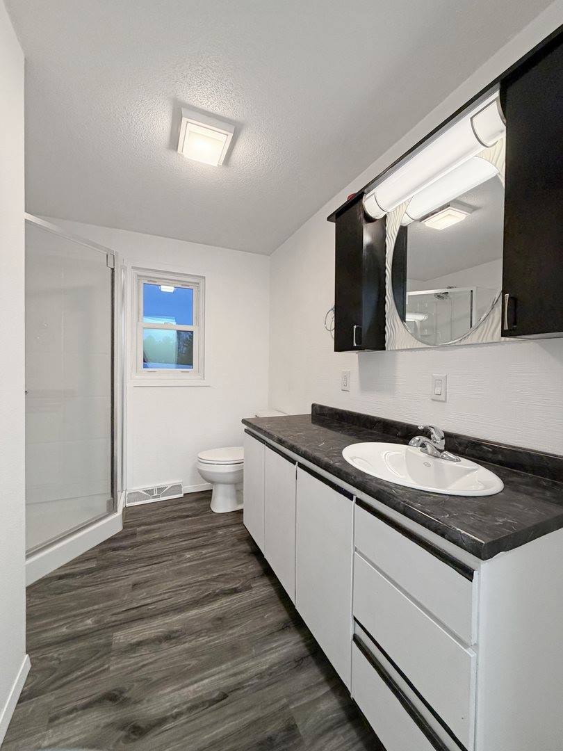 7980 East Ridott Road, Ridott, IL 61067