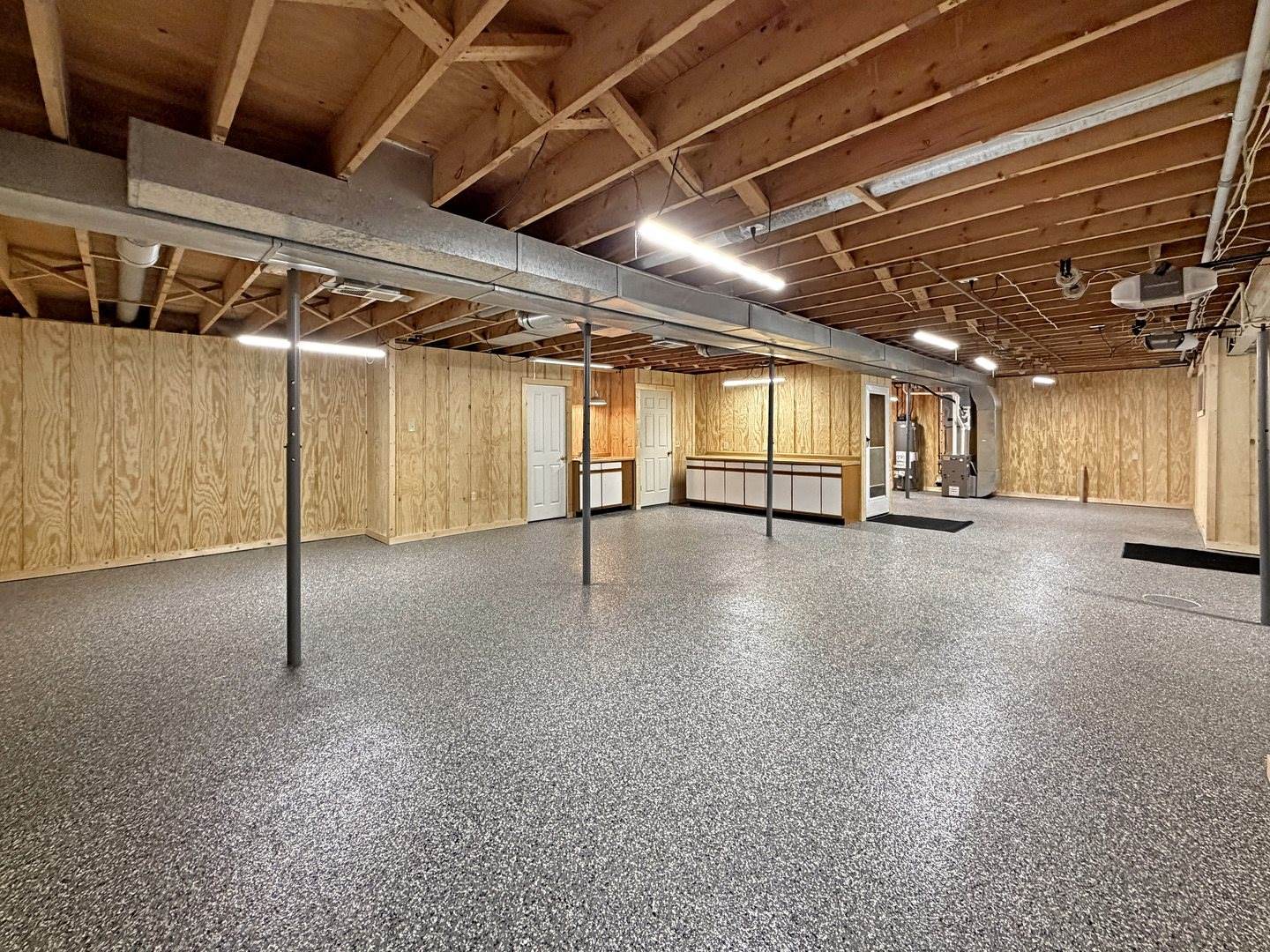 7980 East Ridott Road, Ridott, IL 61067