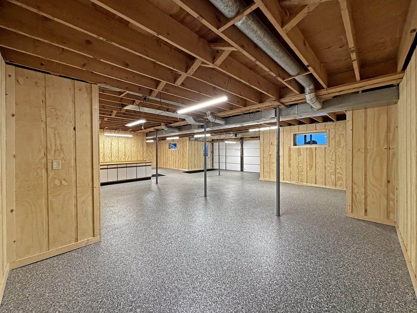 7980 East Ridott Road, Ridott, IL 61067