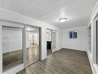 7980 East Ridott Road, Ridott, IL 61067