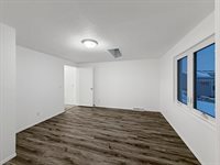 7980 East Ridott Road, Ridott, IL 61067