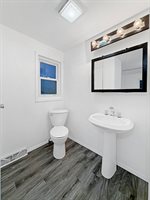 7980 East Ridott Road, Ridott, IL 61067