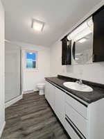 7980 East Ridott Road, Ridott, IL 61067