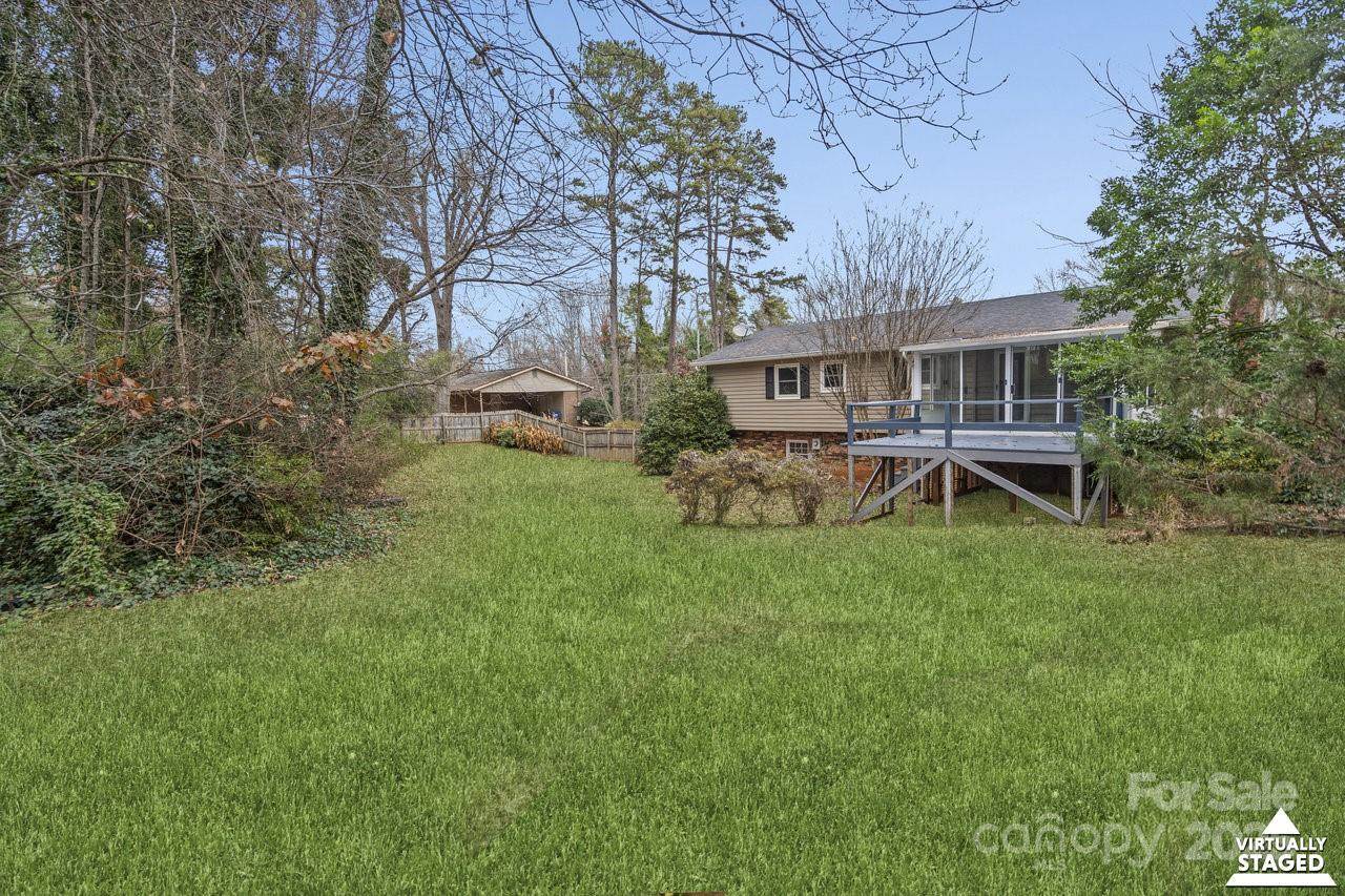 118 Brookmeade Drive, Statesville, NC 28625