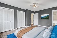 118 Brookmeade Drive, Statesville, NC 28625