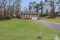 118 Brookmeade Drive, Statesville, NC 28625