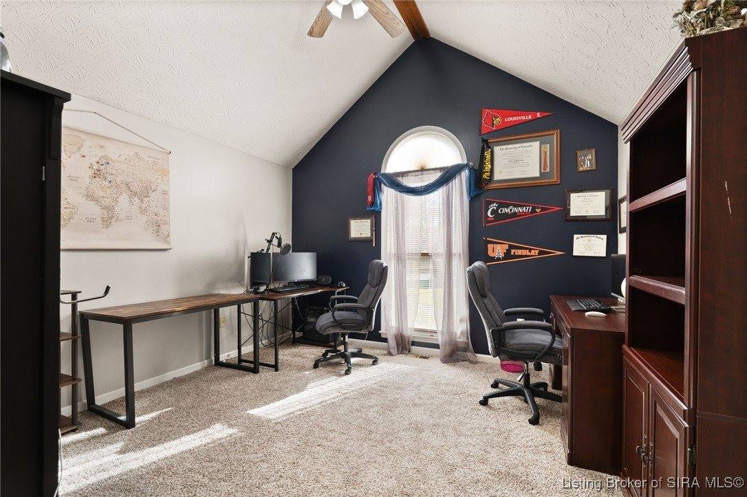 9404 Hunters Ridge Drive, Georgetown, IN 47122