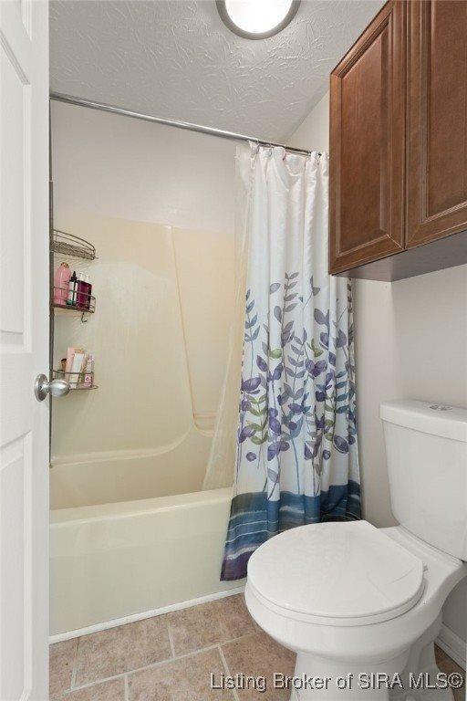 9404 Hunters Ridge Drive, Georgetown, IN 47122